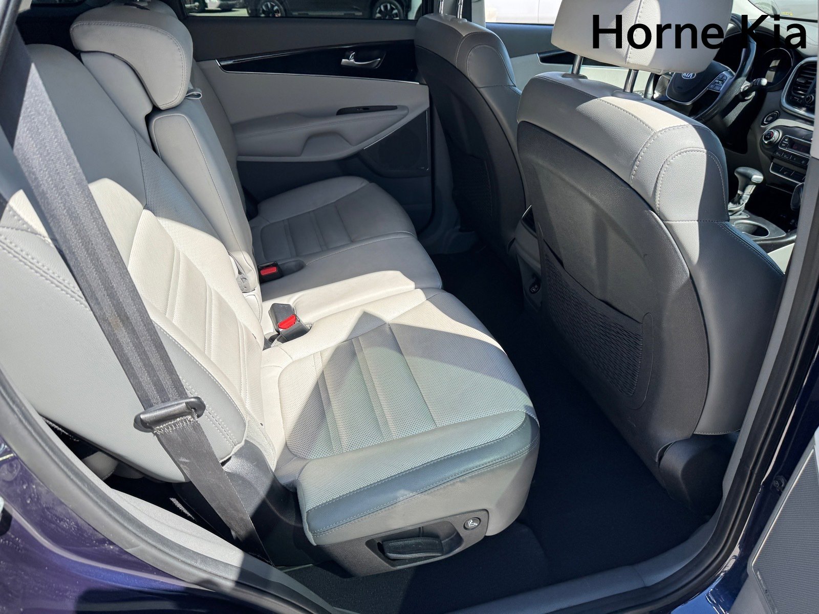 Used 2020 Kia Sorento SX image 27