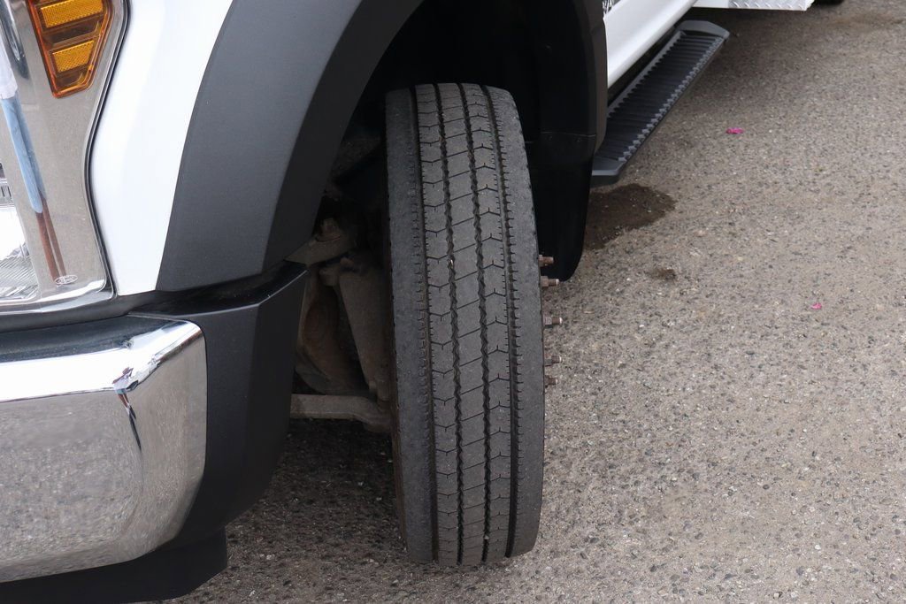 Used 2019 Ford F550 2WD Regular Cab Super Duty image 42