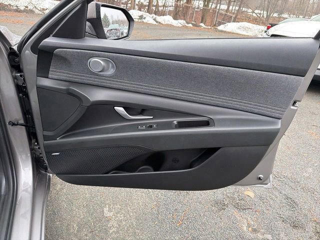 Certified 2023 Hyundai Elantra Limited w/ Cargo Package image 10