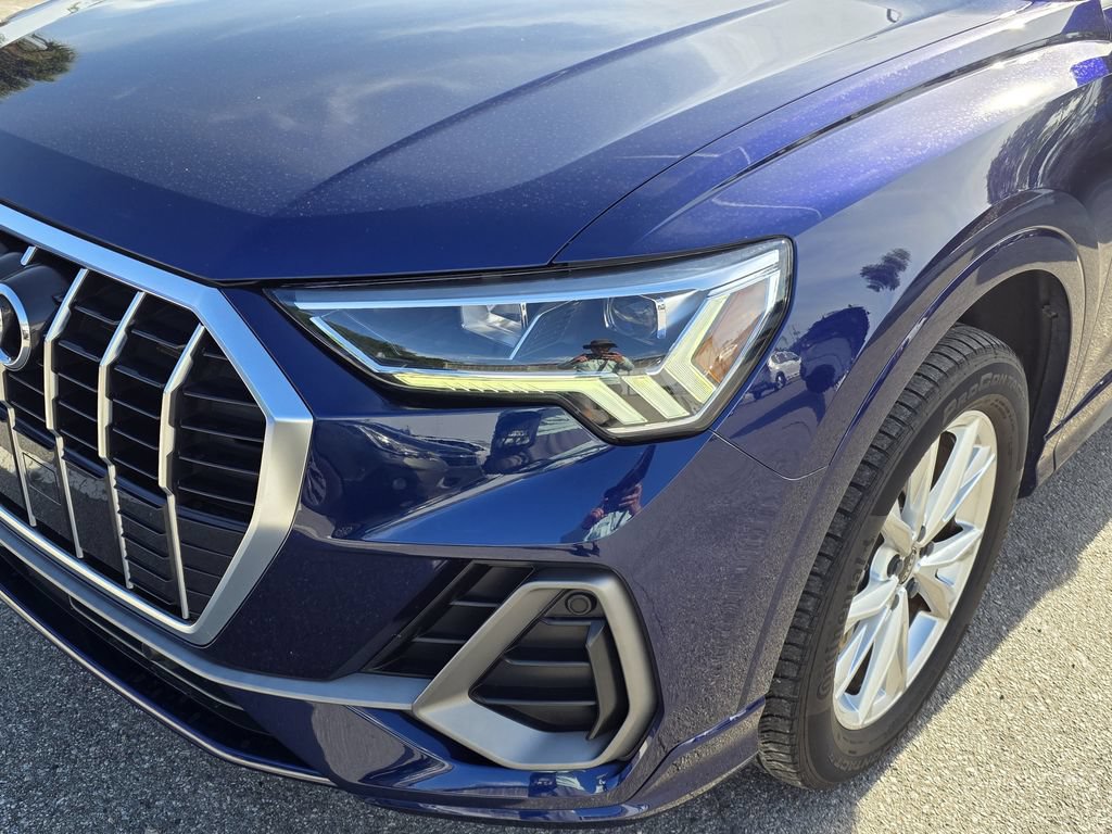 Used 2022 Audi Q3 2.0T Premium Plus AWD/4WD image 6