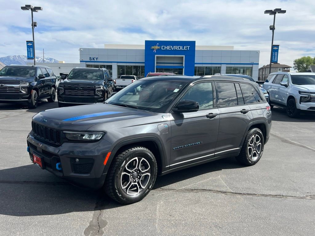 Used 2023 Jeep Grand Cherokee Trailhawk w/ Luxury Tech Group III AWD/4WD image 1