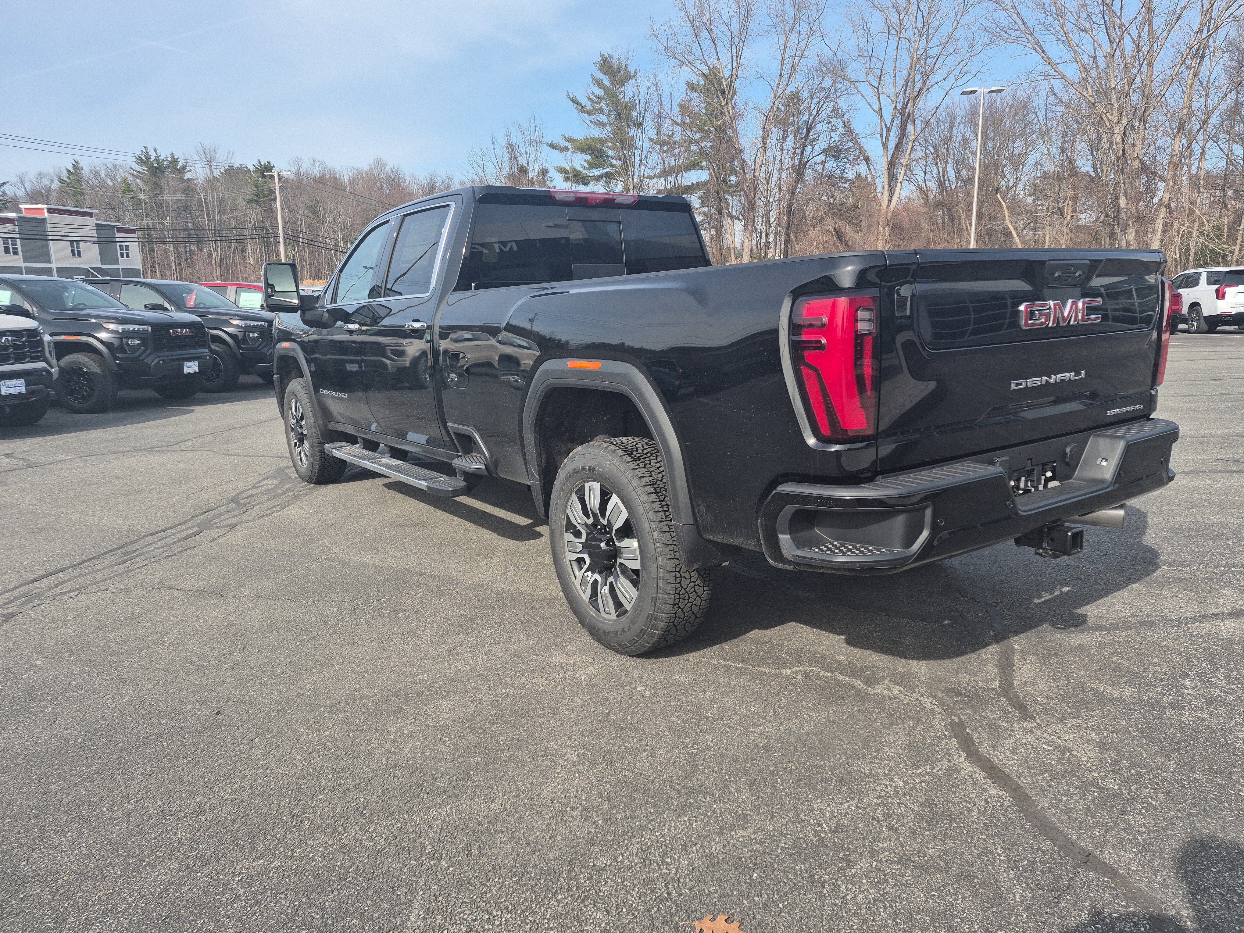 New 2026 GMC Sierra 2500 Denali w/ Technology Package AWD/4WD image 3
