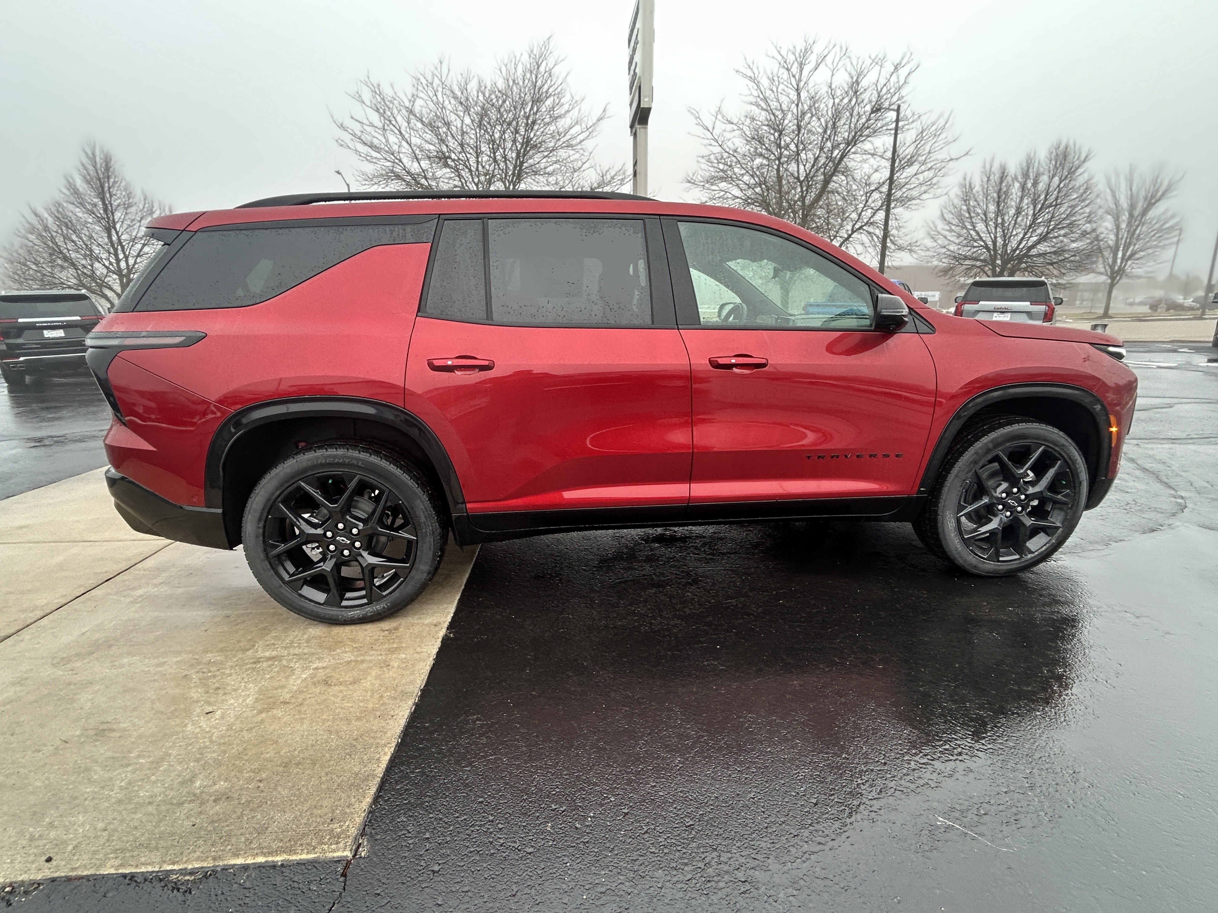 New 2026 Chevrolet Traverse RS w/ LPO, Floor Liner Package image 24