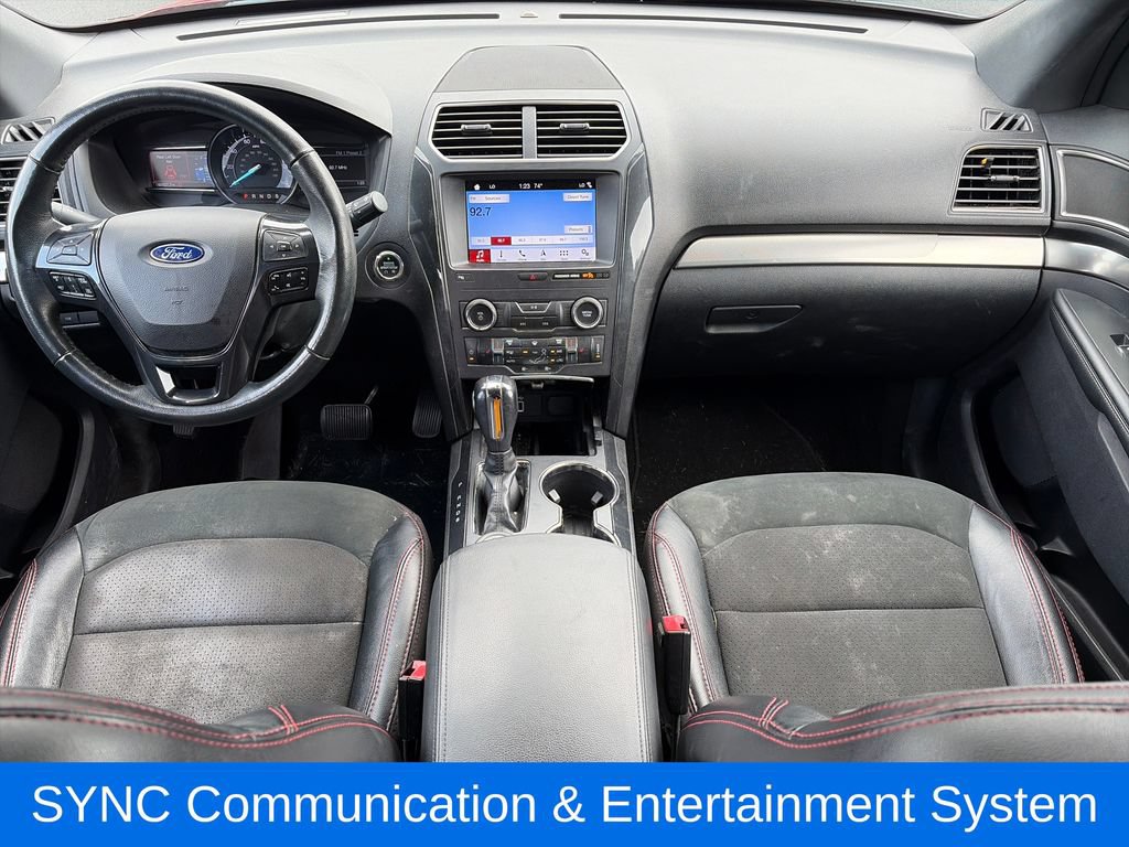 Used 2019 Ford Explorer XLT w/ Equipment Group 202A AWD/4WD image 13