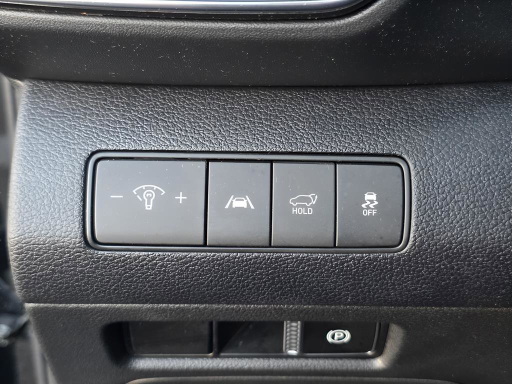 Used 2023 Hyundai Santa Fe XRT image 25