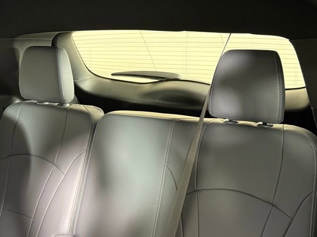 Used 2023 Buick Enclave Essence w/ Experience Buick Package image 24