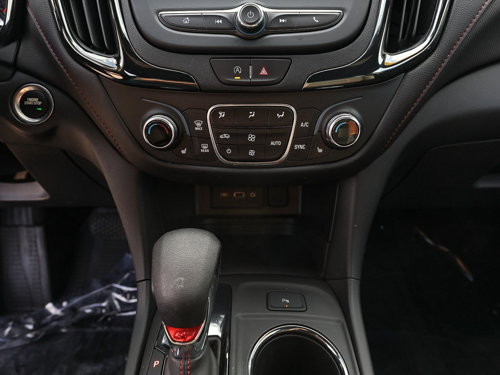 Used 2023 Chevrolet Equinox RS w/ LPO, Floor Liner Package FWD image 19