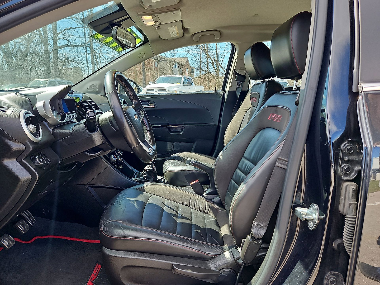 Used 2015 Chevrolet Sonic RS w/ Advanced Safety Package FWD image 11