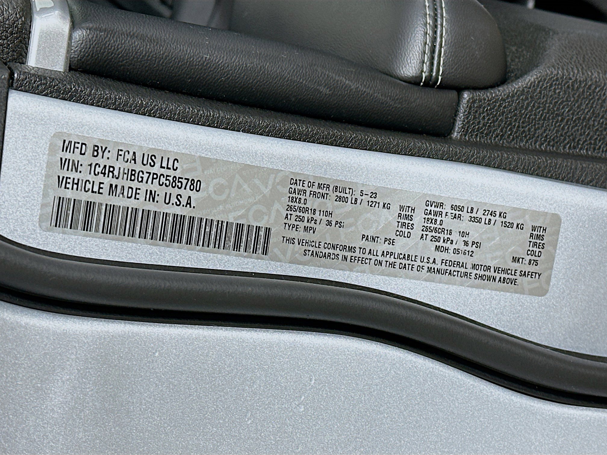 Used 2023 Jeep Grand Cherokee Limited image 12