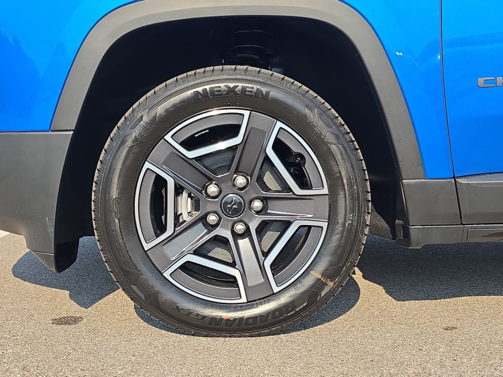New 2026 Jeep Cherokee Laredo AWD/4WD image 12