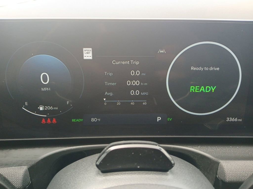 Used 2025 Hyundai Tucson Limited image 7