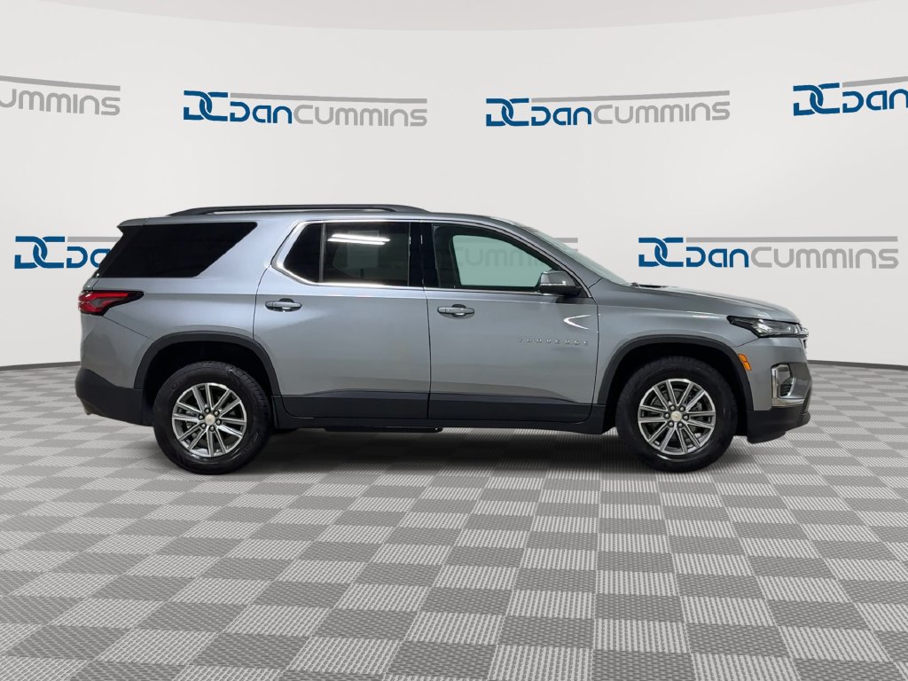 Used 2023 Chevrolet Traverse LT w/ LPO, Floor Liner Package AWD/4WD image 2