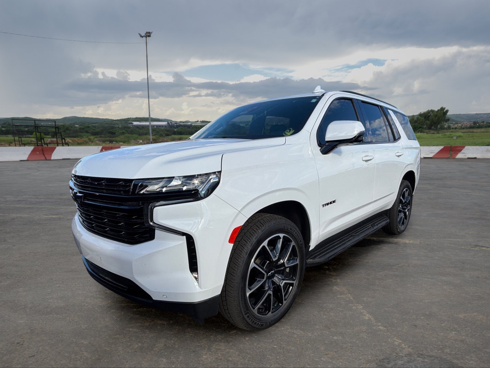 Used 2023 Chevrolet Tahoe RST w/ Luxury Package AWD/4WD image 5