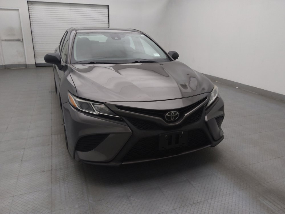 Used 2019 Toyota Camry SE FWD image 14