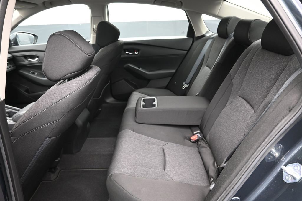 Used 2023 Honda Accord EX image 13