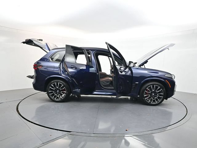 Used 2025 BMW X5 xDrive40i w/ M Sport Package AWD/4WD image 59