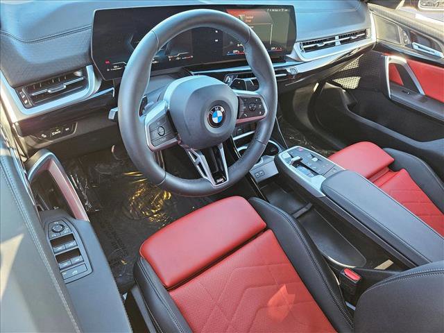 Used 2025 BMW X2 xDrive28i w/ M Sport Package AWD/4WD image 10