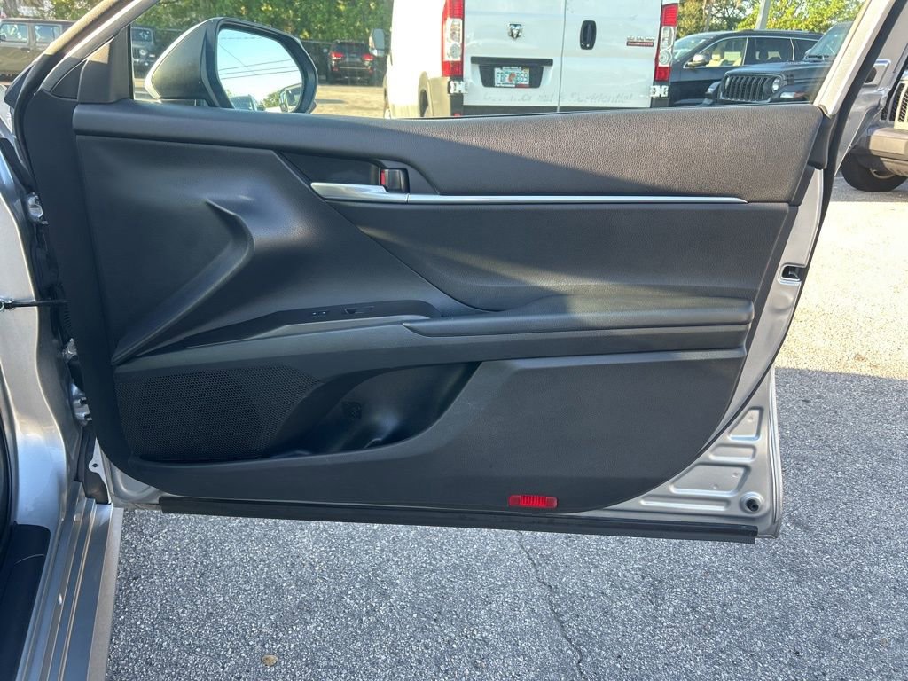 Used 2024 Toyota Camry LE image 23