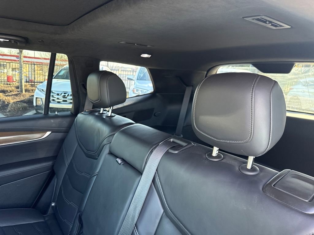 Used 2023 Cadillac XT6 Premium Luxury w/ Platinum Package image 36
