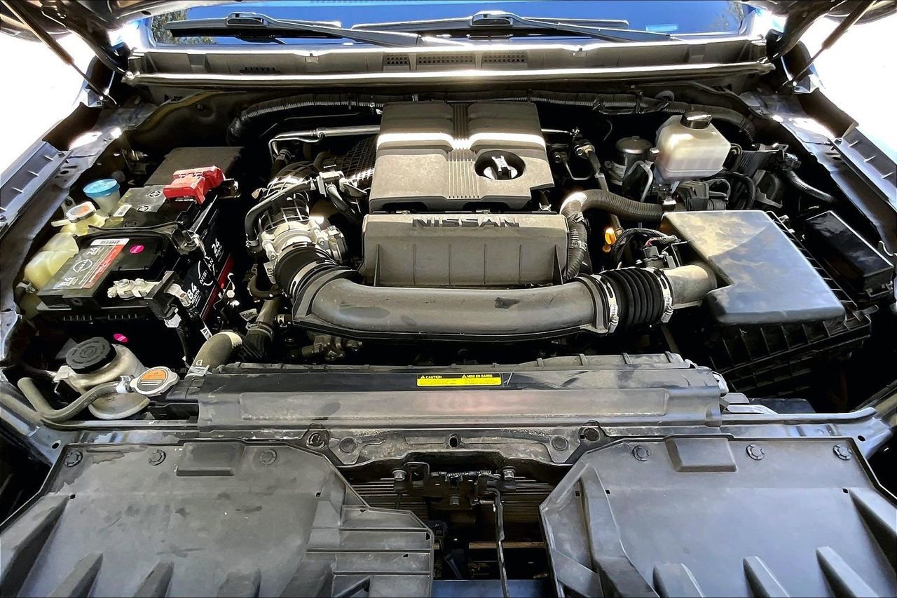 Used 2024 Nissan Frontier SL w/ Technology Package image 27