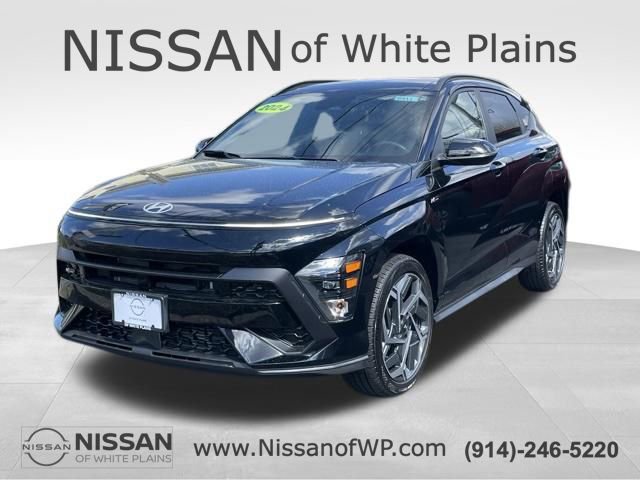 Used 2024 Hyundai Kona N Line AWD/4WD image 2
