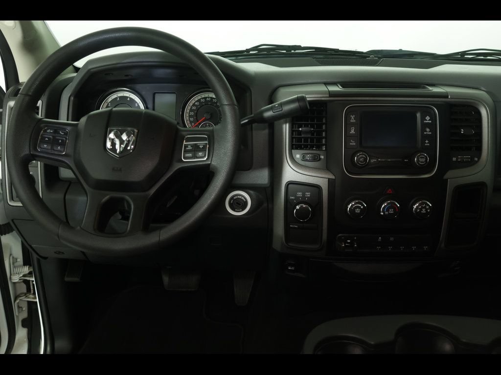 Used 2018 RAM 3500 Tradesman w/ Chrome Appearance Group AWD/4WD image 17