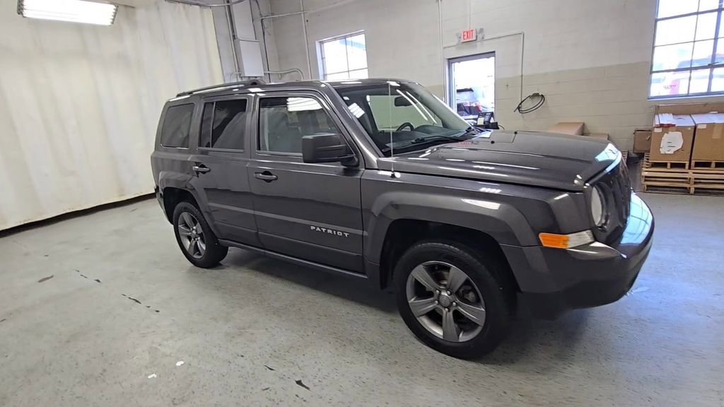Used 2014 Jeep Patriot High Altitude FWD image 3