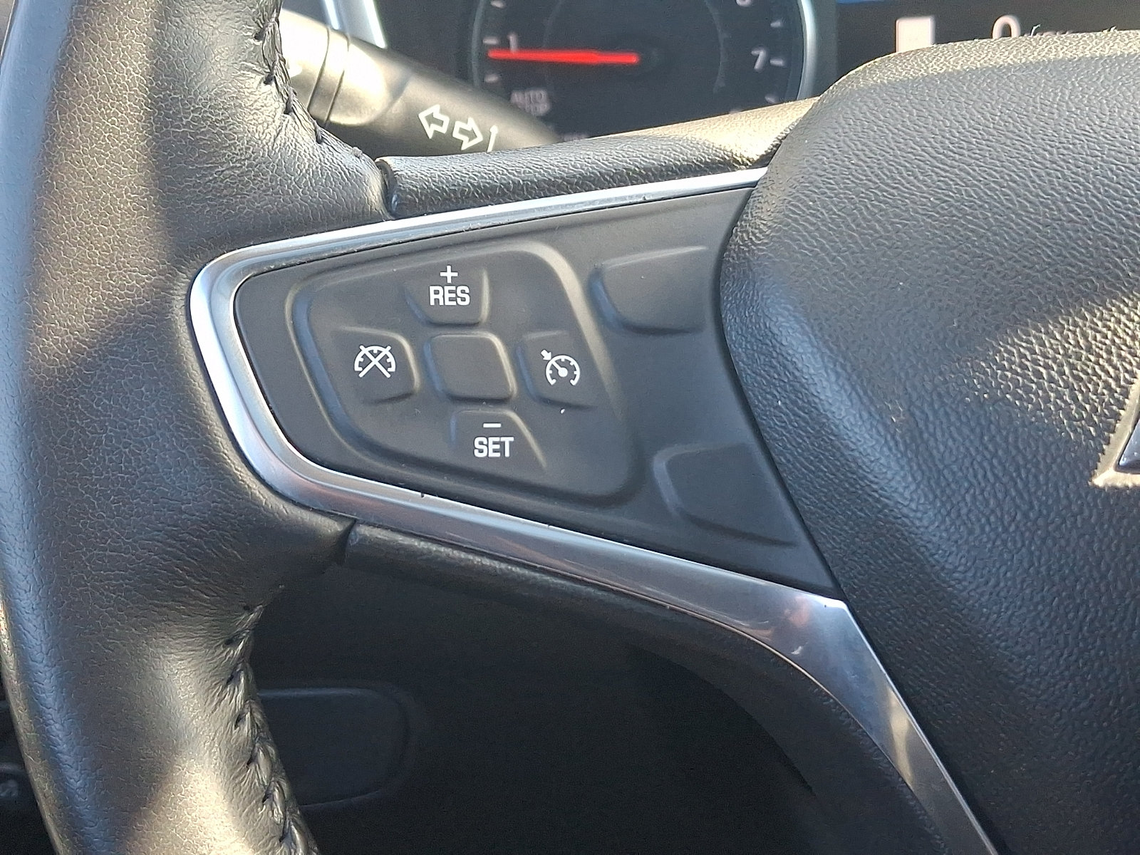 Used 2019 Chevrolet Equinox LT AWD/4WD image 23