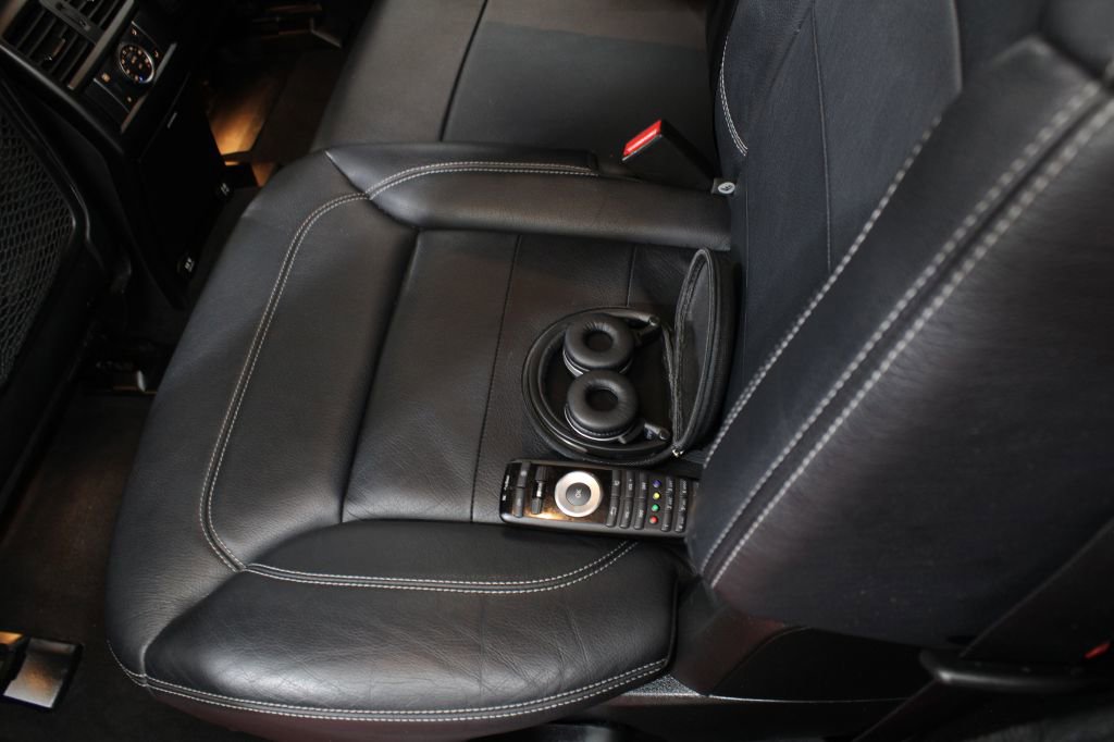 Used 2015 Mercedes-Benz GL 550 4MATIC image 27