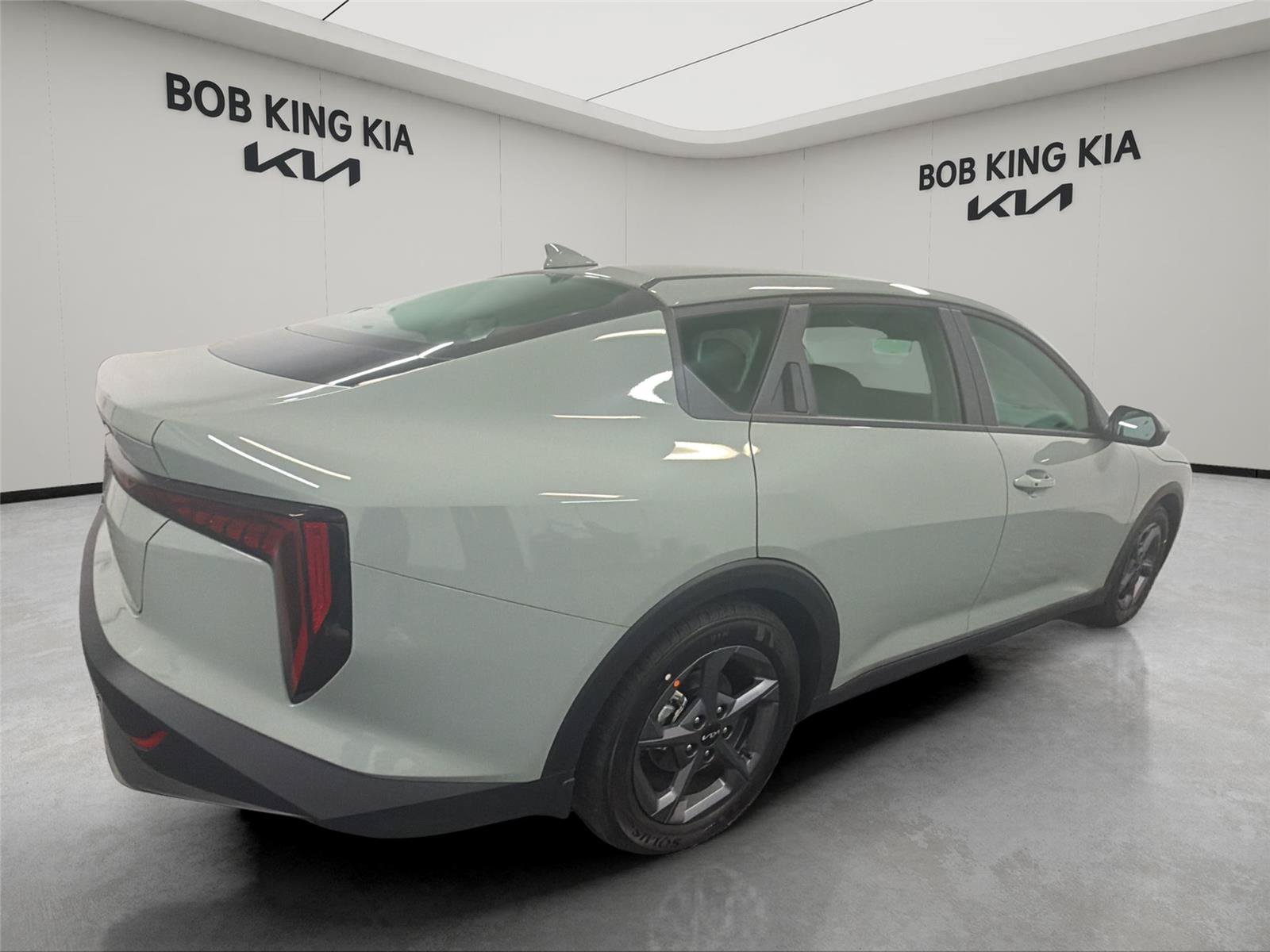 New 2026 Kia K4 FWD image 5