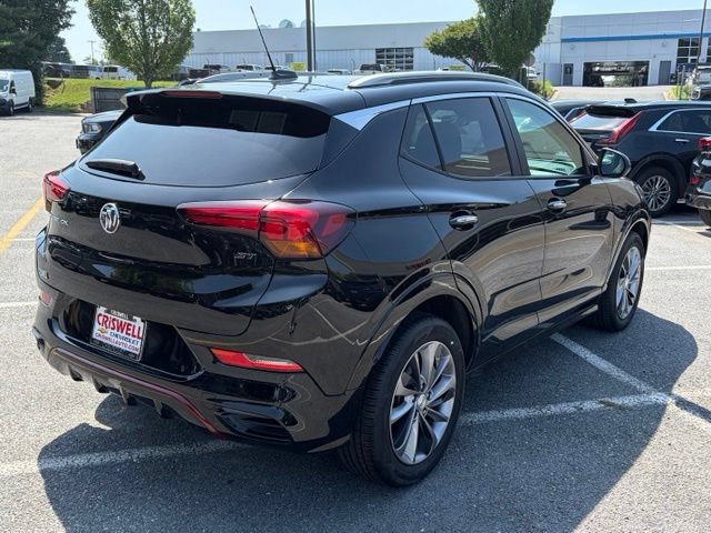 Used 2023 Buick Encore GX Select w/ Sport Touring Package FWD image 8