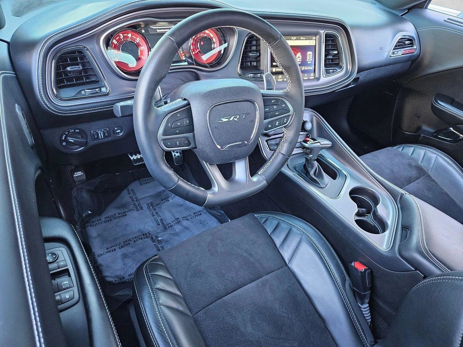 Used 2023 Dodge Challenger SRT Hellcat RWD image 9