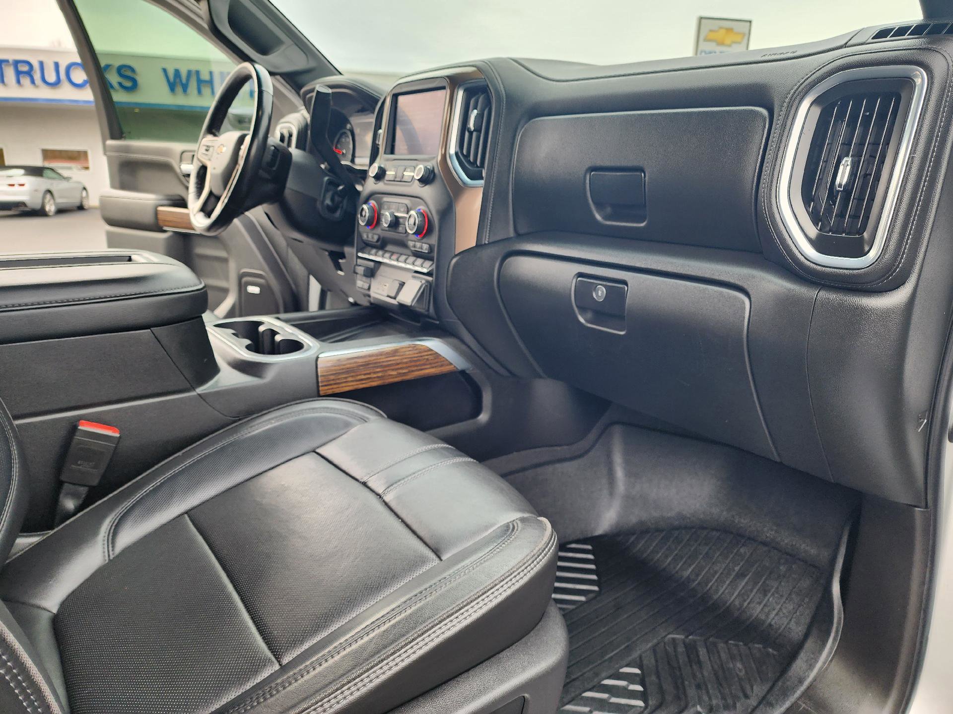 Used 2021 Chevrolet Silverado 2500 High Country image 12