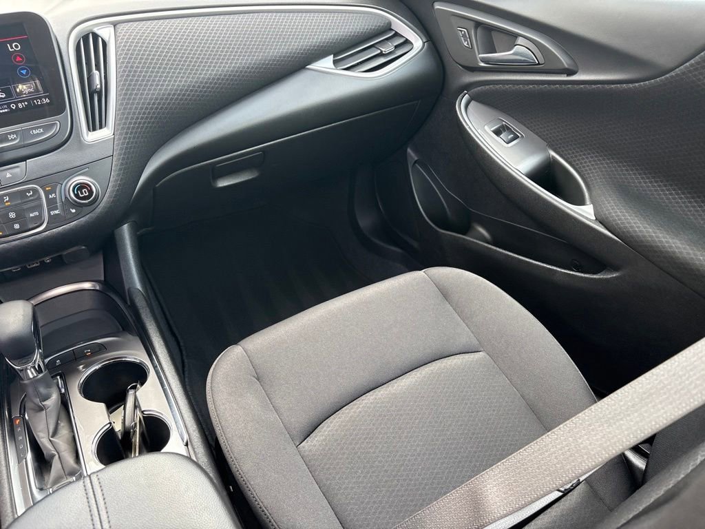 Used 2024 Chevrolet Malibu LT FWD image 21