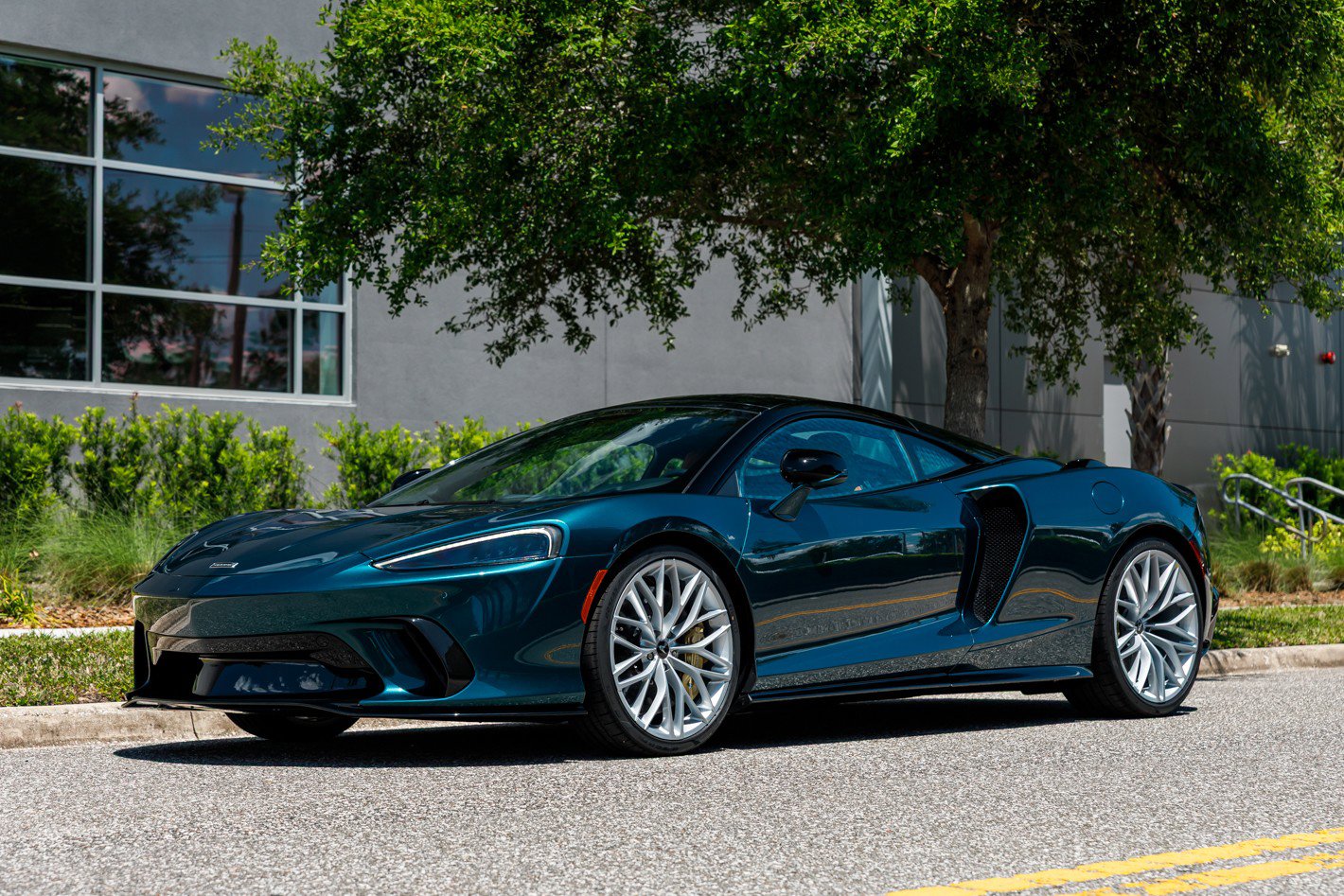 New 2026 McLaren GTS RWD image 13