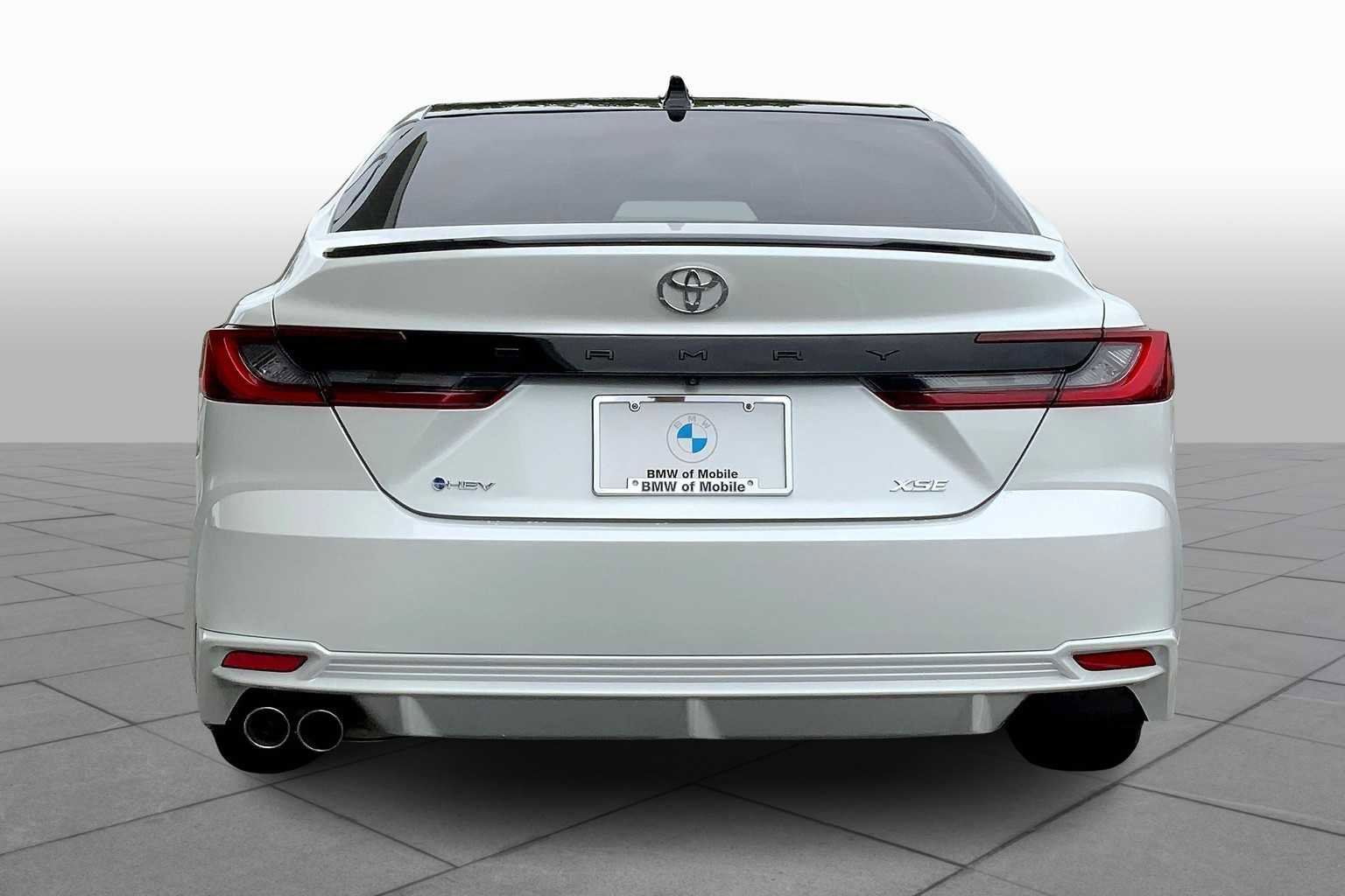 Used 2025 Toyota Camry XSE image 4