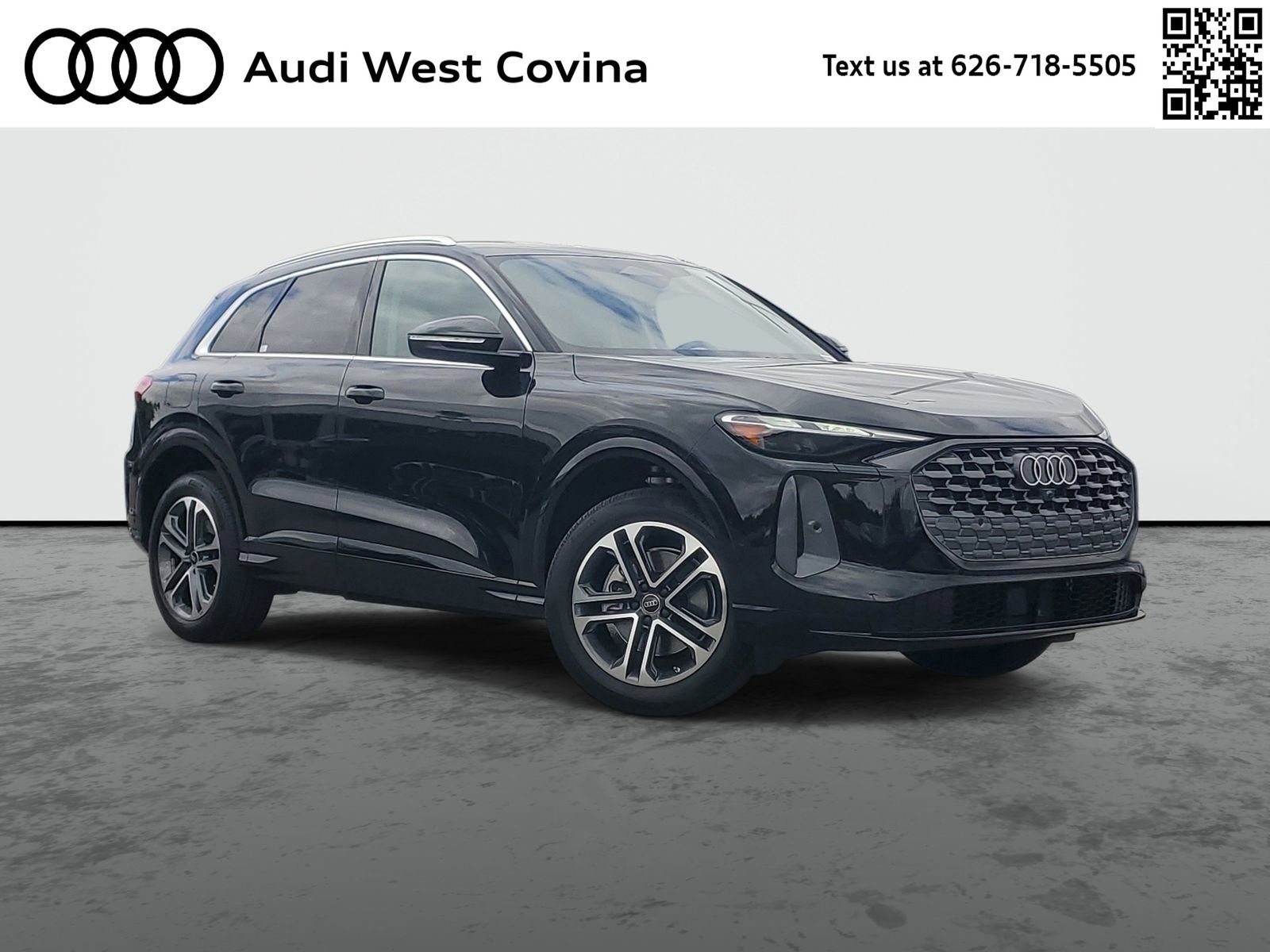 Used 2025 Audi Q5 Premium w/ Convenience Package