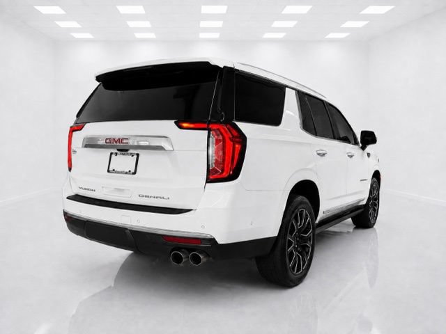 Used 2023 GMC Yukon Denali w/ Advanced Technology Package AWD/4WD image 10