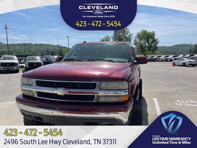 Used 2004 Chevrolet Suburban LT w/ Preferred Equipment Group image 1