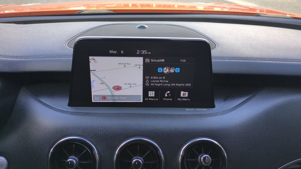 Used 2019 Kia Stinger GTS image 16