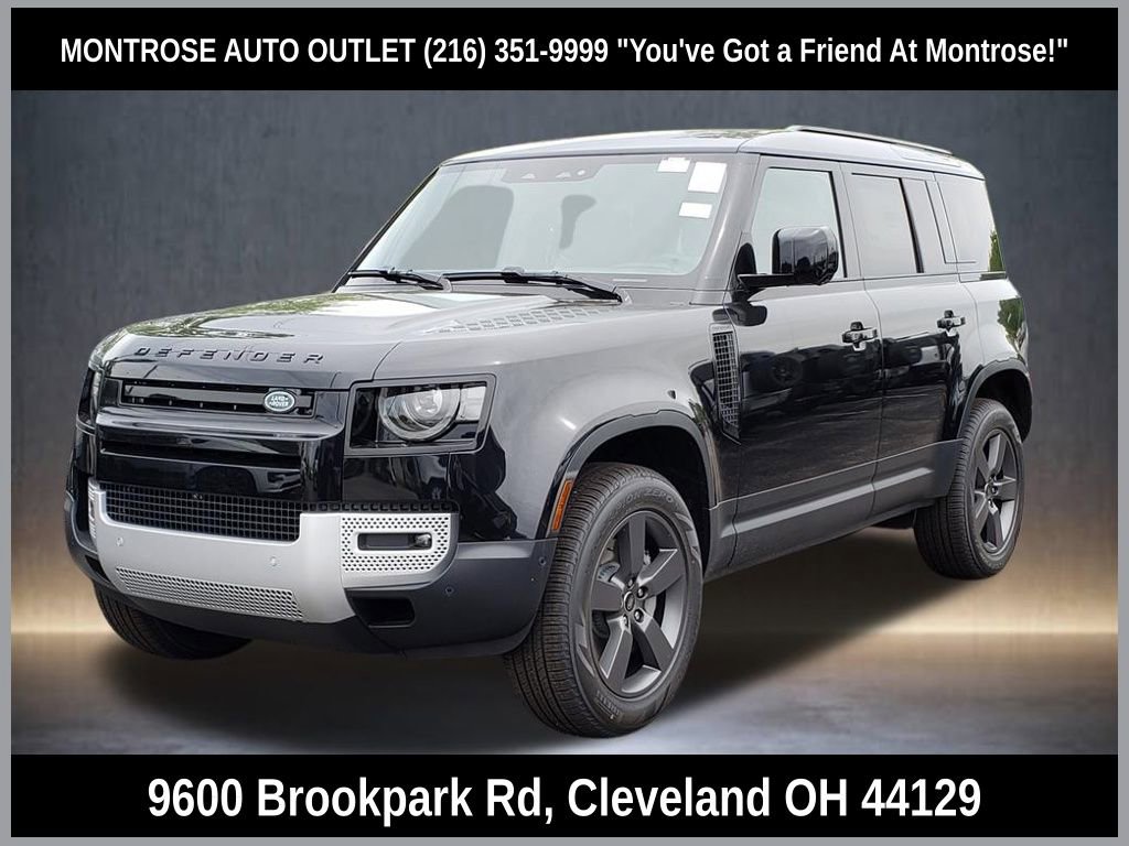 New 2025 Land Rover Defender 110 S image 1