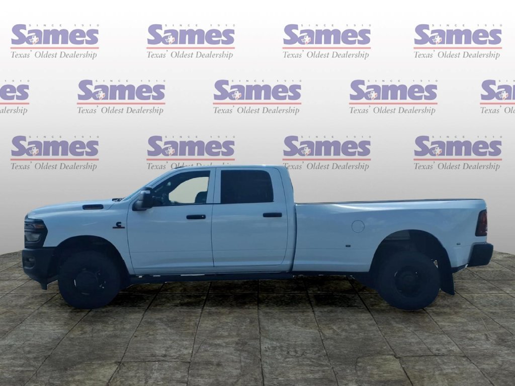 New 2026 RAM 3500 Tradesman AWD/4WD image 7