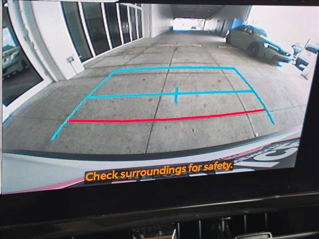 Used 2023 Toyota Corolla Cross L FWD image 12