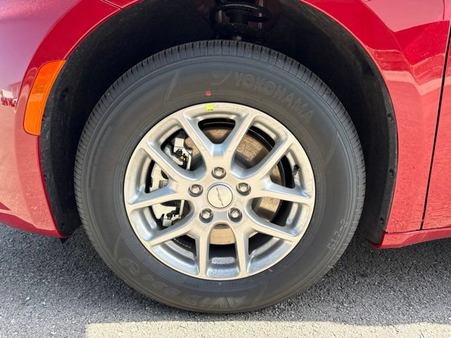 New 2027 Chrysler Pacifica Select FWD image 19