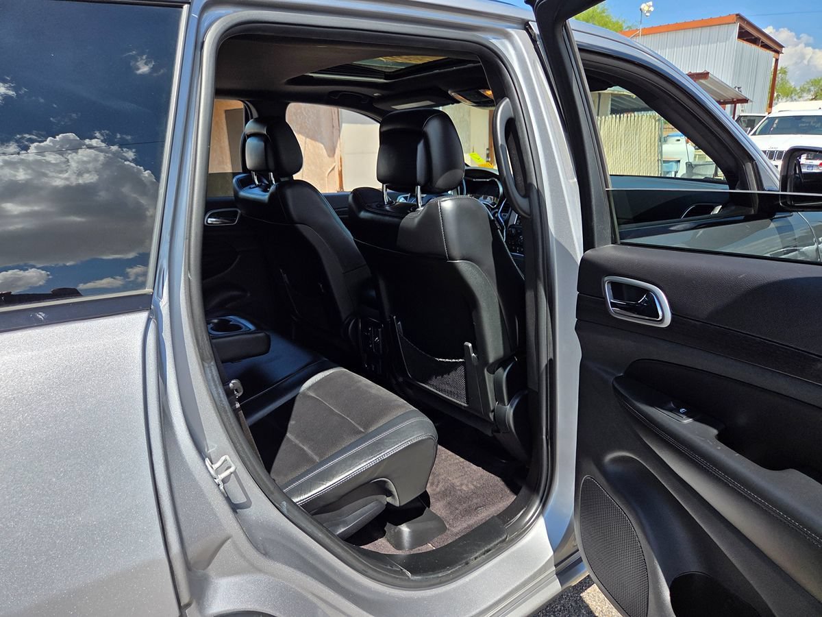 Used 2018 Jeep Grand Cherokee Altitude RWD image 58