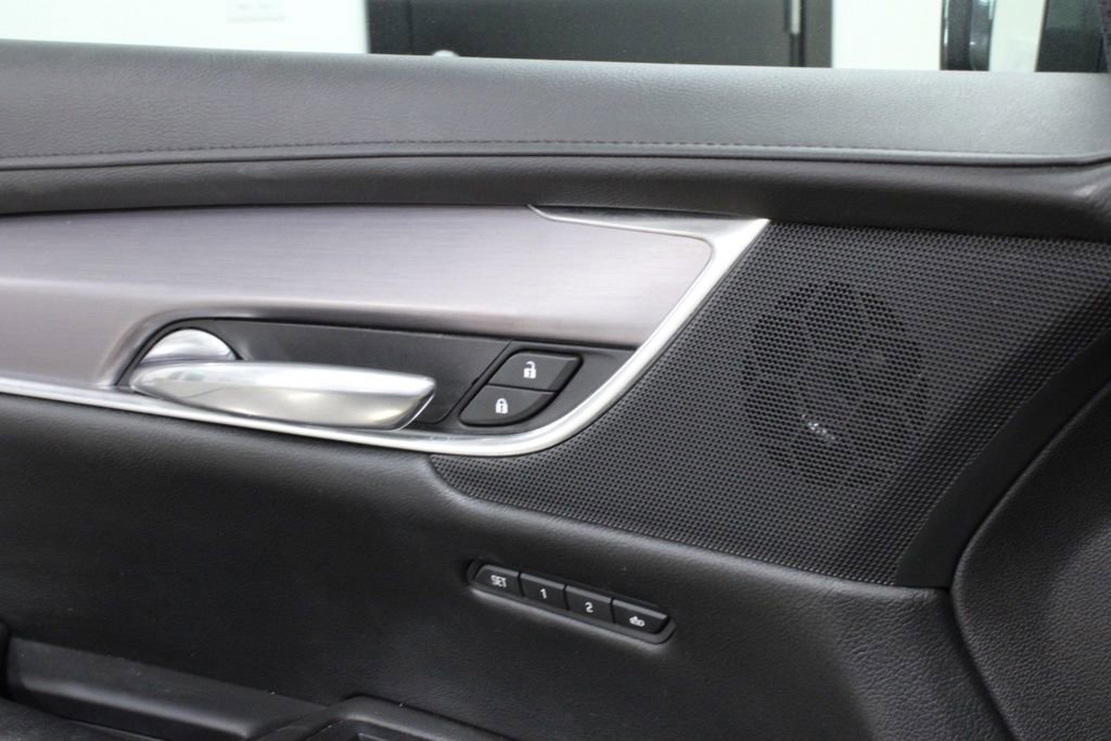 Used 2017 Cadillac XT5 Luxury w/ Driver Awareness Package image 57