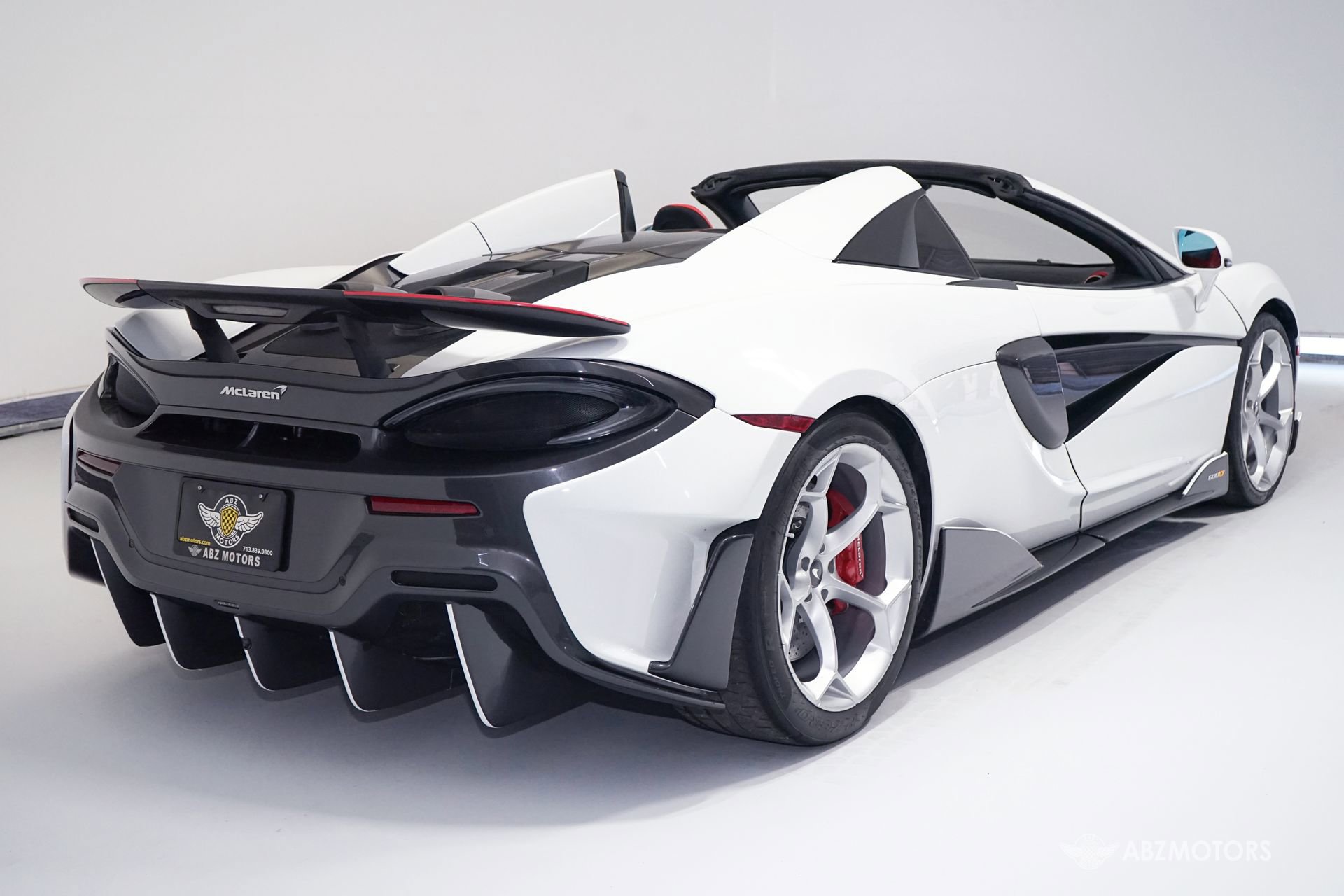 Used 2020 McLaren 600LT Spider image 6
