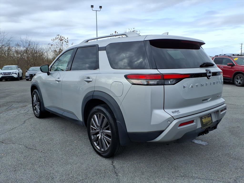 Certified 2023 Nissan Pathfinder SL w/ SL Premium Package image 3