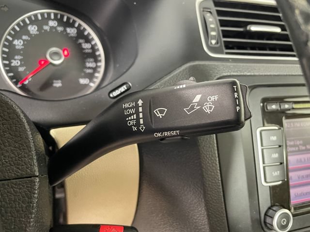Used 2013 Volkswagen Jetta TDI FWD image 12