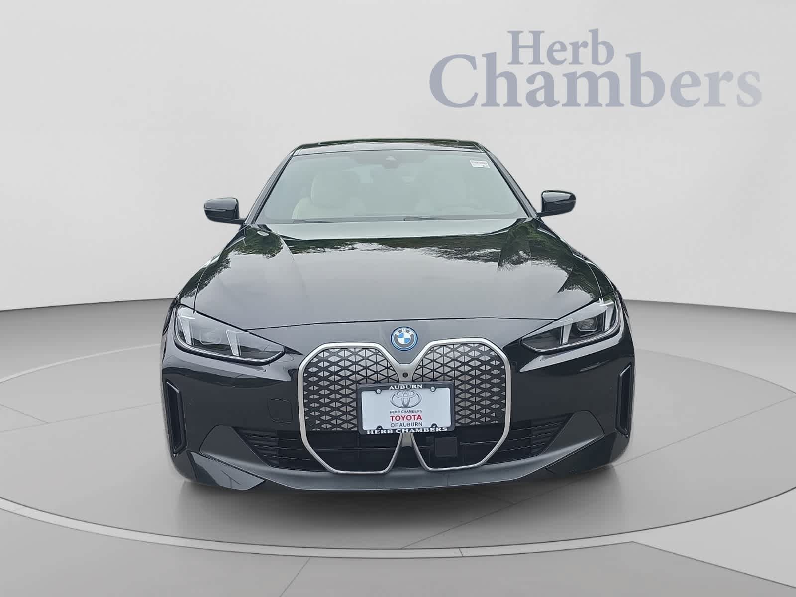 Used 2025 BMW i4 xDrive40i w/ Parking Assistance Package AWD/4WD image 2